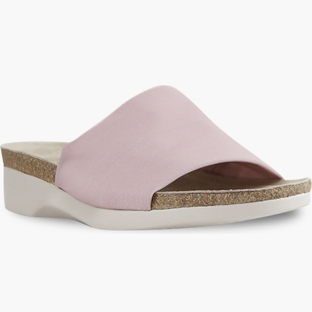 Munro slip on